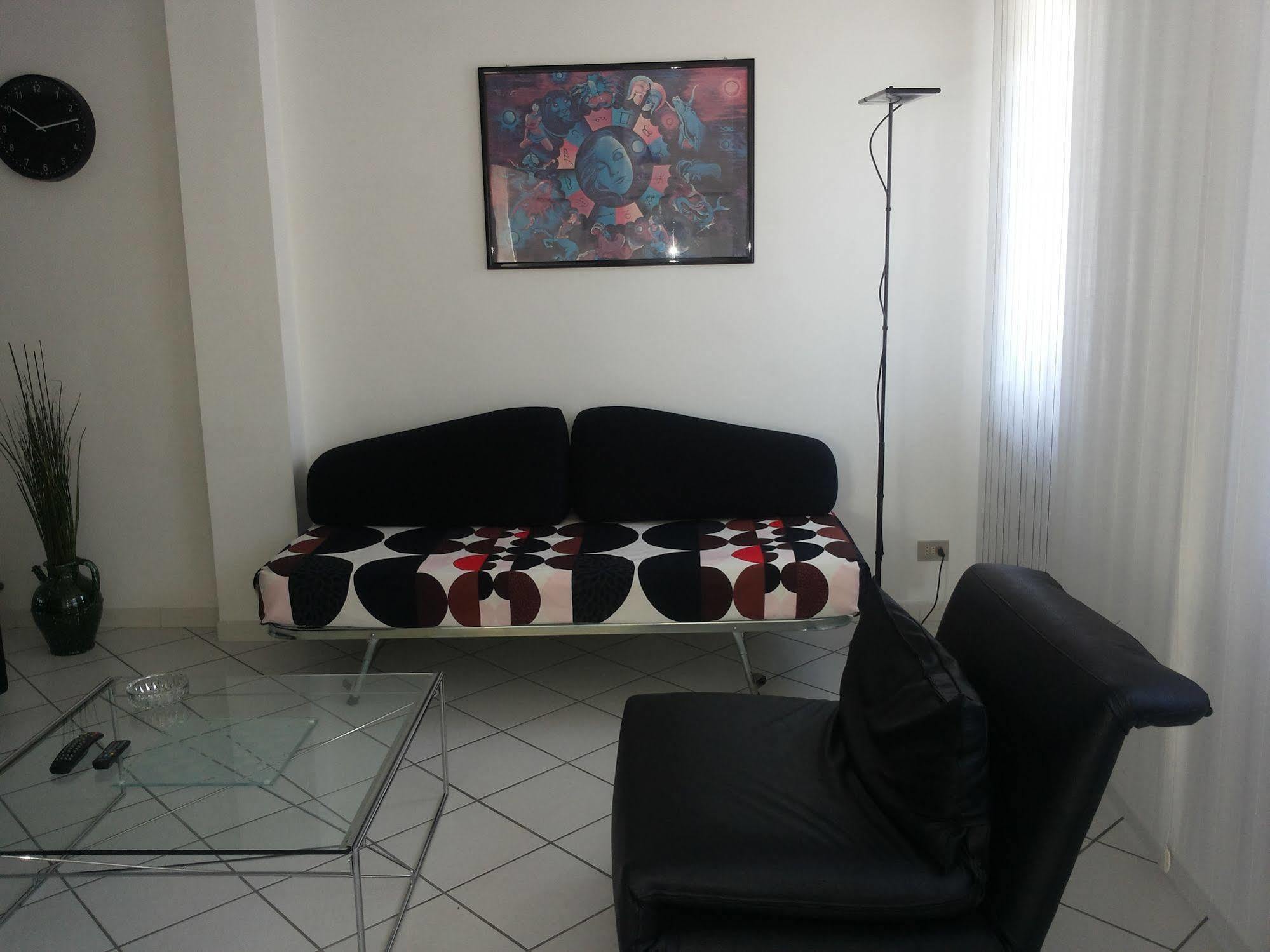 Appartamento Montessori Castelfidardo Bagian luar foto